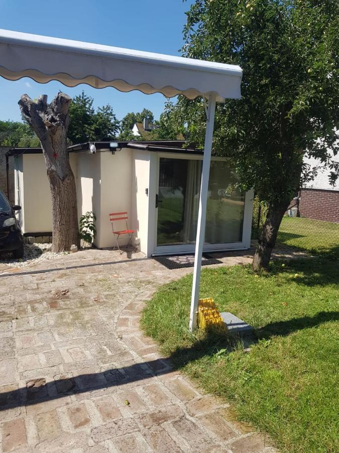 Small House With Parking Villa Praga Esterno foto